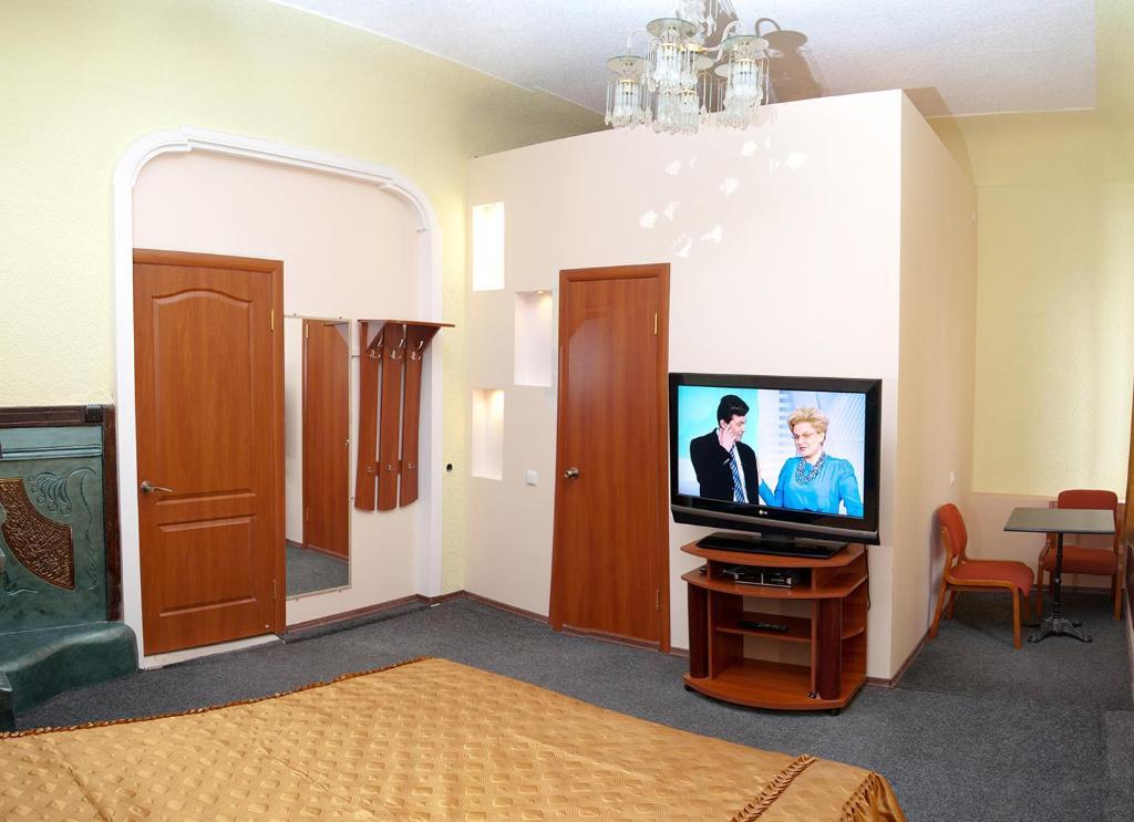 Margo Hotel Κχαρκίβ Δωμάτιο φωτογραφία